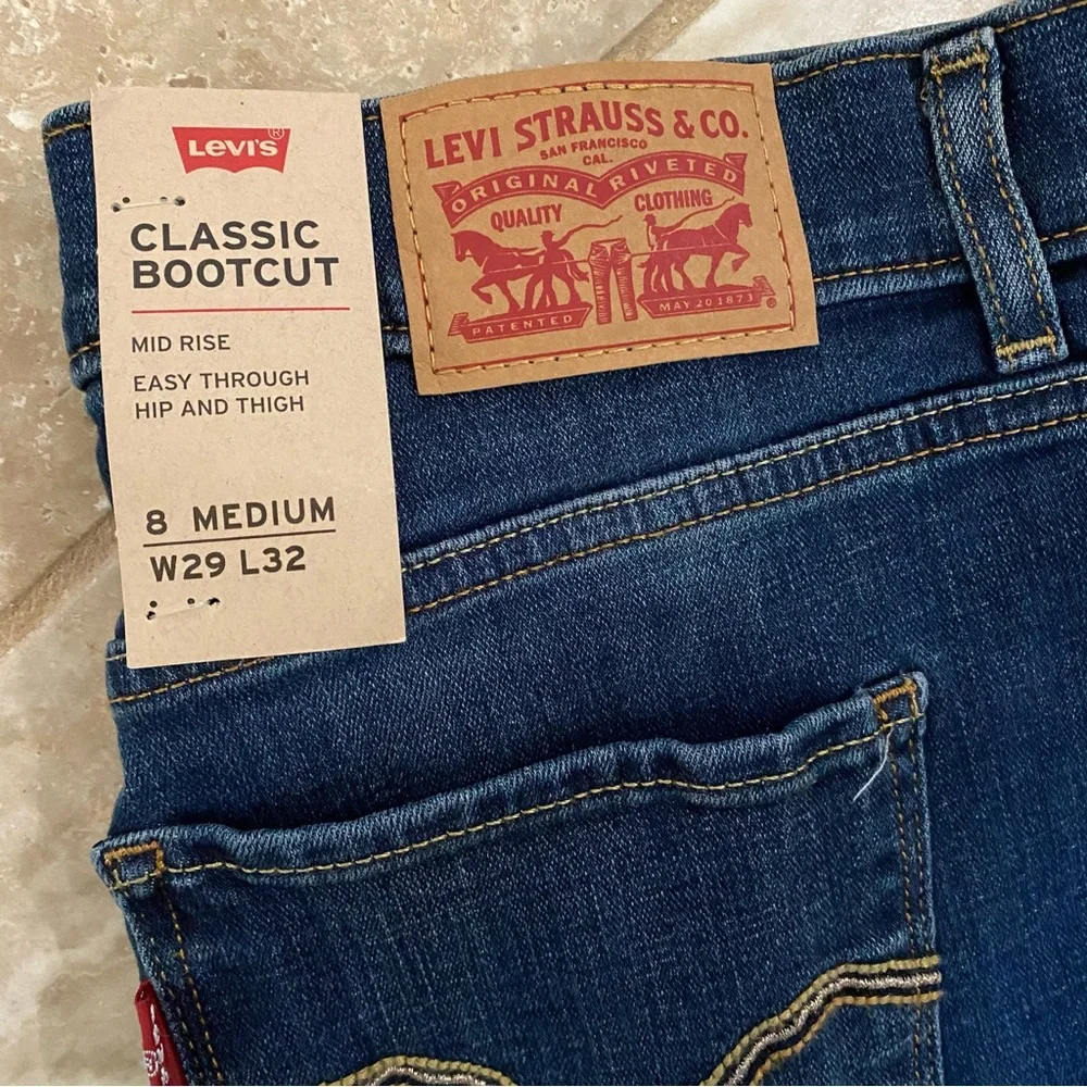 🆕 Levi's Classic Bootcut Jeans / Sz 8 - Picture 3 of 6